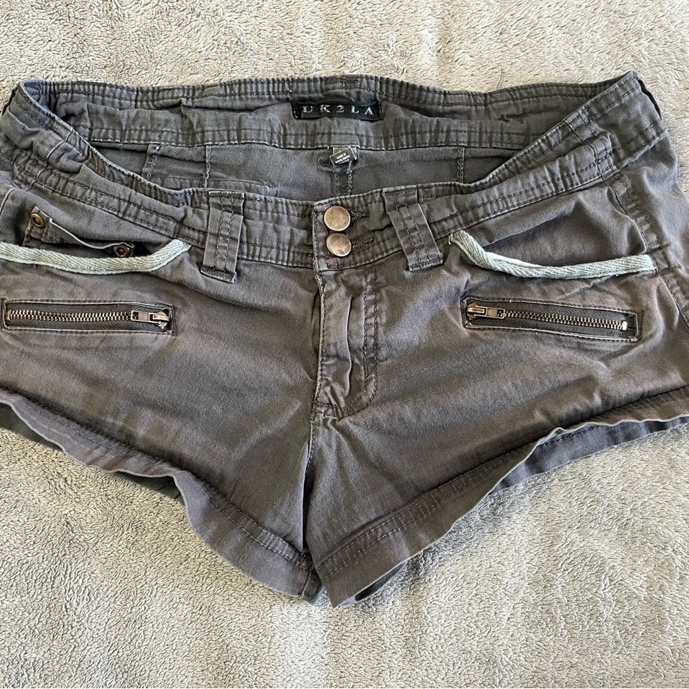 UK2LA Women's Charcoal Cargo Shorts